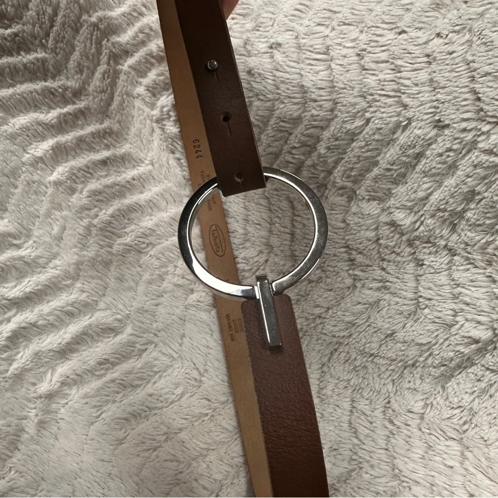Talbots Circular Buckle Brown Leather Belt Made in Italy Size Medium, LIKE NEW!